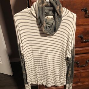 Cowl neck long sleeve top